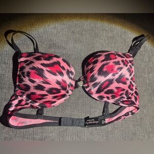 Victorias Secret Sexy Little Things 34B push up bra
